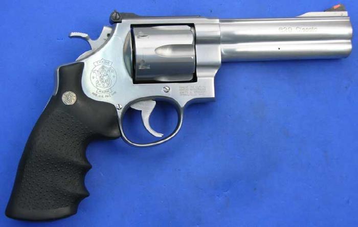 smith and wesson 44 magnum revolver. smith and wesson 44 magnum revolver. smith and wesson 44 magnum